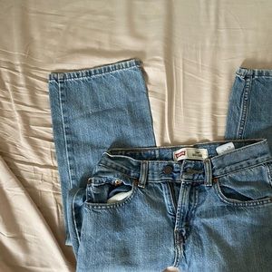 Levi’s 550 relaxed straight leg jeans